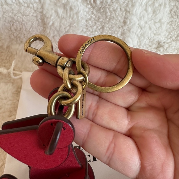 Pre-owned! RARE! Coach Small Mouse Bag Charm Key Chain In Red Leather/Gold Tone - Picture 8 of 8